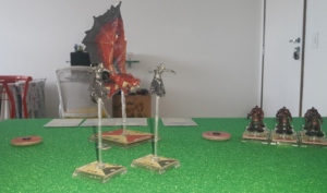 Dragão vermelho &amp; Wraiths vs Hobgoblins